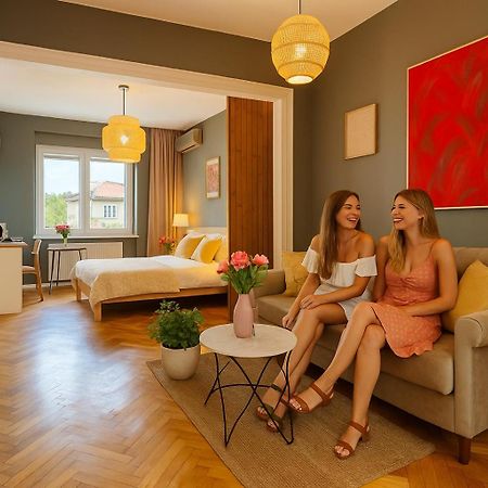 Woodie Studio With Premium Comfort By Piata Unirii Bucareste Exterior foto